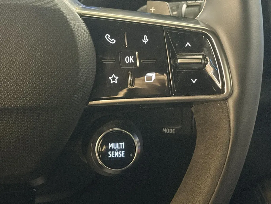 Renault Espace 200PK E-Tech Full Hybrid Esprit Alpine 5p. AT | 1e eigenaar | Camera | Parkeersensoren | Elektrische Achterklep | Apple CarPlay/Android Auto | Panoramadak | Adaptive Cruise Control | Digital Cockpit | Full LED | Lichtmetalen Velgen |