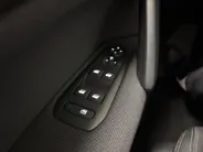 Peugeot 308 1.2 PureTech Allure APPLE CARPLAY ANDROID AUTO CAMERA PARKEERSENSOREN 5 DEURS LM VELGEN PAS 17000KM VOLLEDIGE DEALER ONDERHOUDEN ALLES AANTOONBAAR