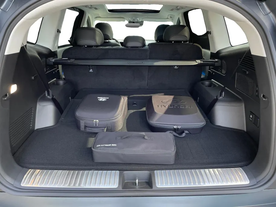 Hyundai IONIQ 9 Lounge AWD 7p. 110.3 kWh | Nieuw | Zeer compleet | Uit voorraad leverbaar | 600 km range | Matte lak | Hyundai Rotterdam - Noord |