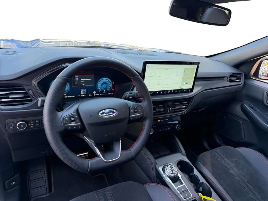 Ford Kuga 2.5 PHEV ST-Line X | Trekhaak | 2100 KG Trekgewicht | Adaptieve Cruise Control | Dodehoek Detectie | AGR-Stoelen | Winter Pack |