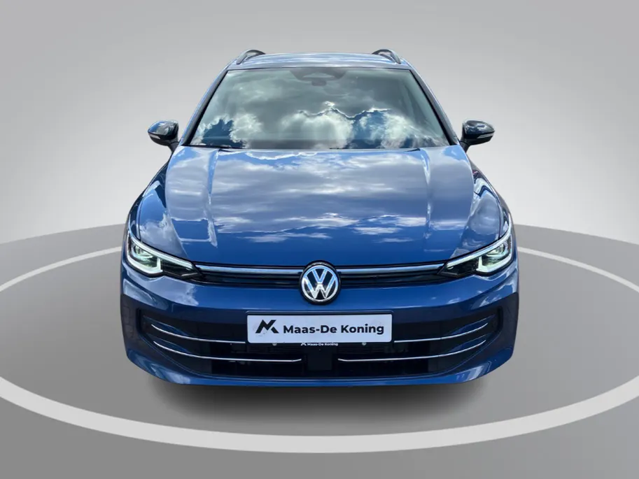 Volkswagen Golf Variant 1.5 eTSI 150PK DSG Goal · Trekhaak · Stoelverwarming · 360° camera + Parkeersensoren · Garantie t/m 28-10-2027 of 100.000KM