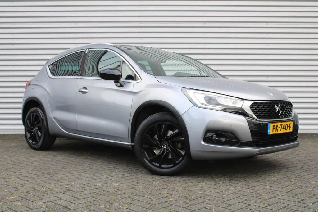 DS DS 4 Crossback 1.6 THP Chic | 17' LM | Trekhaak | PDC | Camera | Cruise |