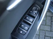 Kia Ceed Sportswagon 1.0 T-GDi DynamicLine | Camera | Clima | Cruise | 16' LM | Navi | LED | Apple CarPlay/Android Auto |
