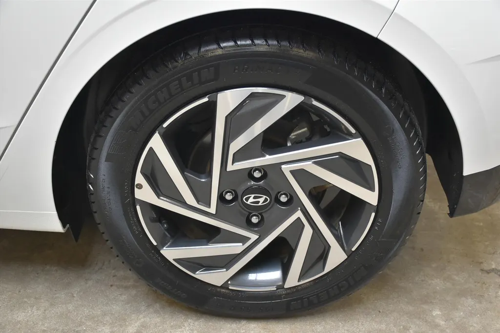 Hyundai i20 1.0 T-GDI 48V MHEV 100pk Comfort