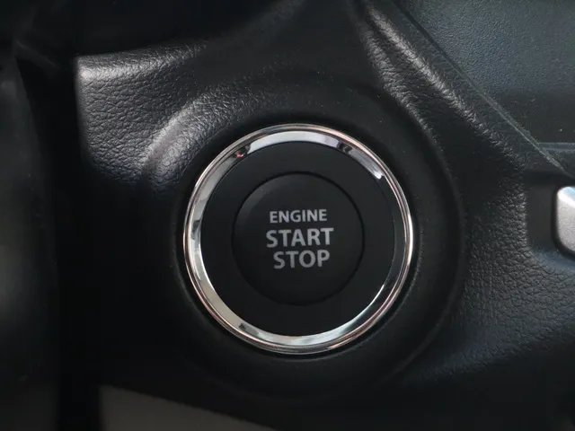 Suzuki Swift 1.2 Style Smart Hybrid