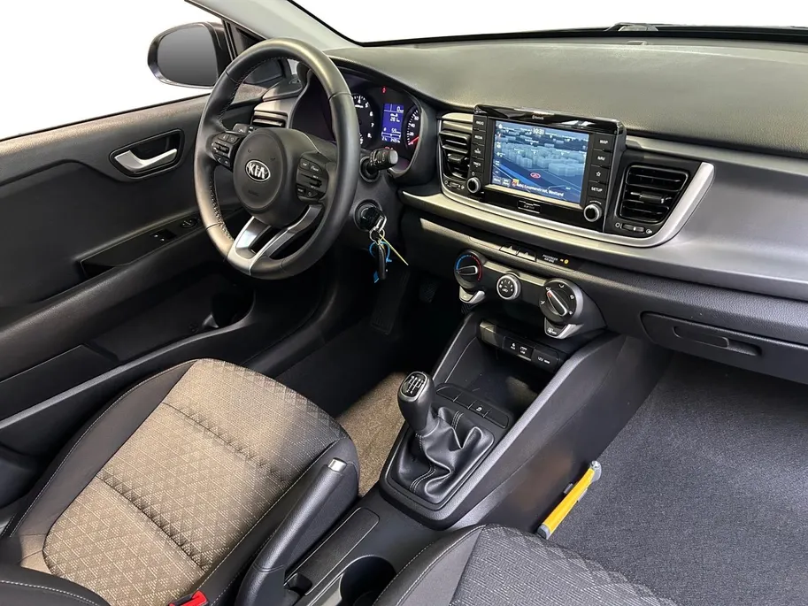 Kia Rio 1.0 TGDI ComfortPlusLine Navigator | Orginele Kilometerstand ! | Trekhaak Afneembaar 7- Polig | Apple Carplay / Android Auto | Navigatiesysteem | Parkeersensoren + Camera Achter | Airconditioning | Cruise Control