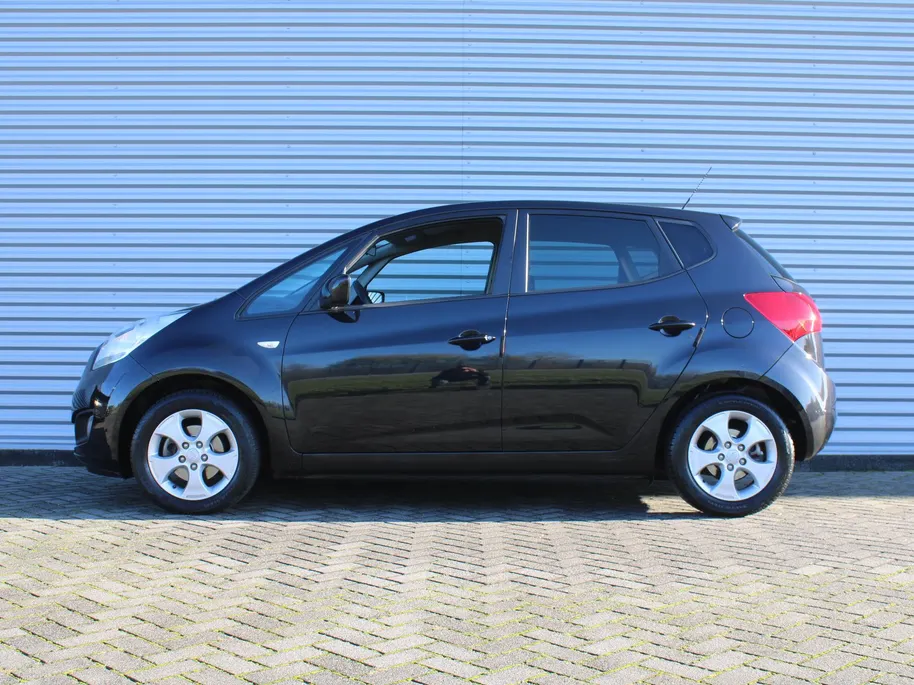 Kia Venga 1.6 CVVT 20th Anniversary | Airco | Navi | Cruise | Camera | 16' LM | All season banden | Dealeronderhouden |