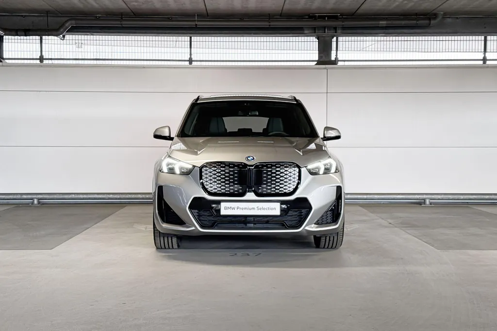 BMW iX1 eDrive20 67 kWh M Sport Edition