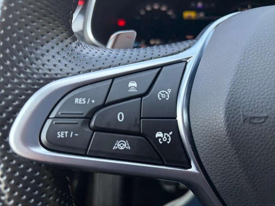 Renault Arkana 1.3 mild hybrid 160 R.S. line Apple Carplay/Android Auto , stoel en stuurverwarming , leder , lm velgen , navi , camera , cruise , tel .
