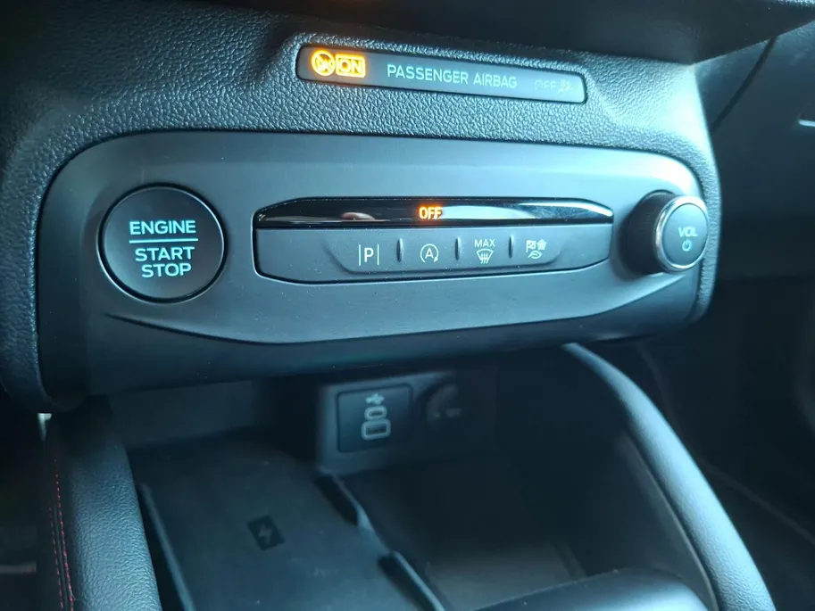 Ford Focus Wagon 1.0 EcoBoost Hybrid ST Line X | Winterpack | Driver Assistancepack | Adaptive Cruisecontrol | Dodehoekdetectie | B&O Audio | AGR | Led Koplampen | Camera |
