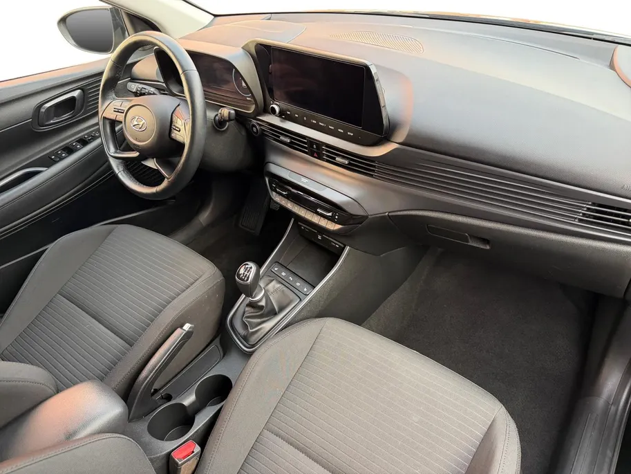 Hyundai i20 1.0 T-GDI Premium | Navigatie| Stoel/Stuurverwarming| Achteruitrijcamera| Dode hoek sensor|