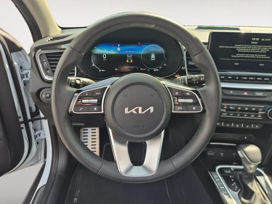 Kia XCeed Executiveline | Cruise Control | Climate Control | Camera | Memory Stoelen | Open Dak | Stoelverwarming | Stuurverwarming | Stoelverkoeling | Elektrische Kofferbak |