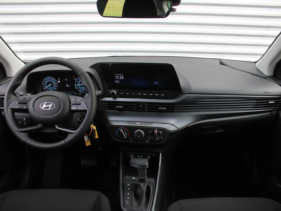 Hyundai i20 1.0 T-GDI Comfort Smart | Camera | 16' LM | Cruise | Navi | Apple Carplay/Android Auto | Dodehoek detectie | Airco | Automaat |