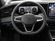 Volkswagen Tiguan Limited Edition 1.5 eHybrid 204 PK 6 versn. DSG · Design Pakket Dark · Trekhaak inklapbaar, met elektrische ontgrendeling, incl. aanhangermanoeuvreerhulp Trailer Assist · Voorraad OUTLET · Prijs is inclusief inruilpremie ·