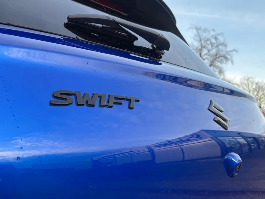 Suzuki Swift 1.2 Style Sport Pack | NU €2.200.- KORTING | Uniek | Ook andere kleuren mogelijk! | meerprijs kleur € 899,-