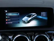 Mercedes-Benz CLA Shooting Brake 180 Business Solution Luxury l Keyless l Achteruitrij camera l Stoelverwarming