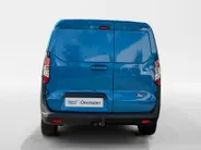 Ford E-Transit Cour. Limited 44 kWh | 1e eigenaar | Automaat | Trekhaak | Adapt. Cruise control | BLIS | Winter pack | Parkeersensoren voor en achter | Achteruitrijcamera | Navigatie | Apple carplay & Android auto | Fabrieksgarantie |