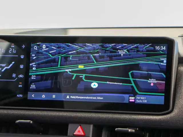 Kia Seltos 1.6 GDi Hybrid X-Line