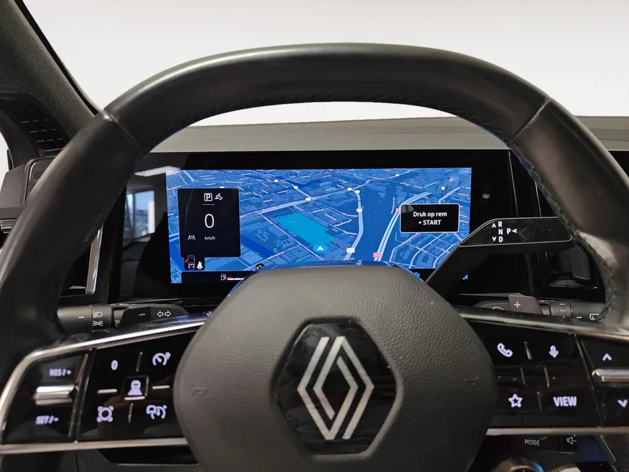 Renault Espace E-Tech full hybrid 200 iconic 7p. AUTOMAAT NAVI AIRCO 360CAMERA LEER EL. STOELEN STOEL+STUUR VERWARMING 4CONTROL ADVANCE DRIVESYSTEM ETC. DIKSTE UITVOERING DEALER ONDERHOUDEN