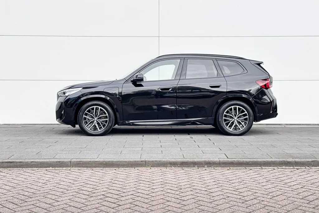 BMW X1 xDrive25e