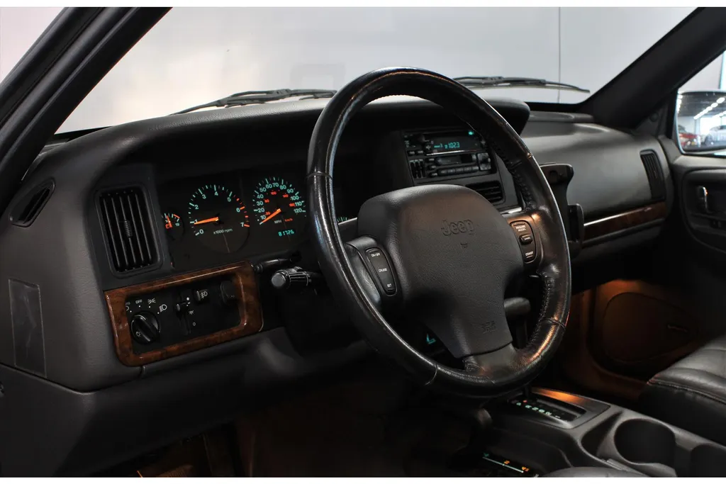 Jeep Grand Cherokee 5.2 V8 LIMITED I Young Timer