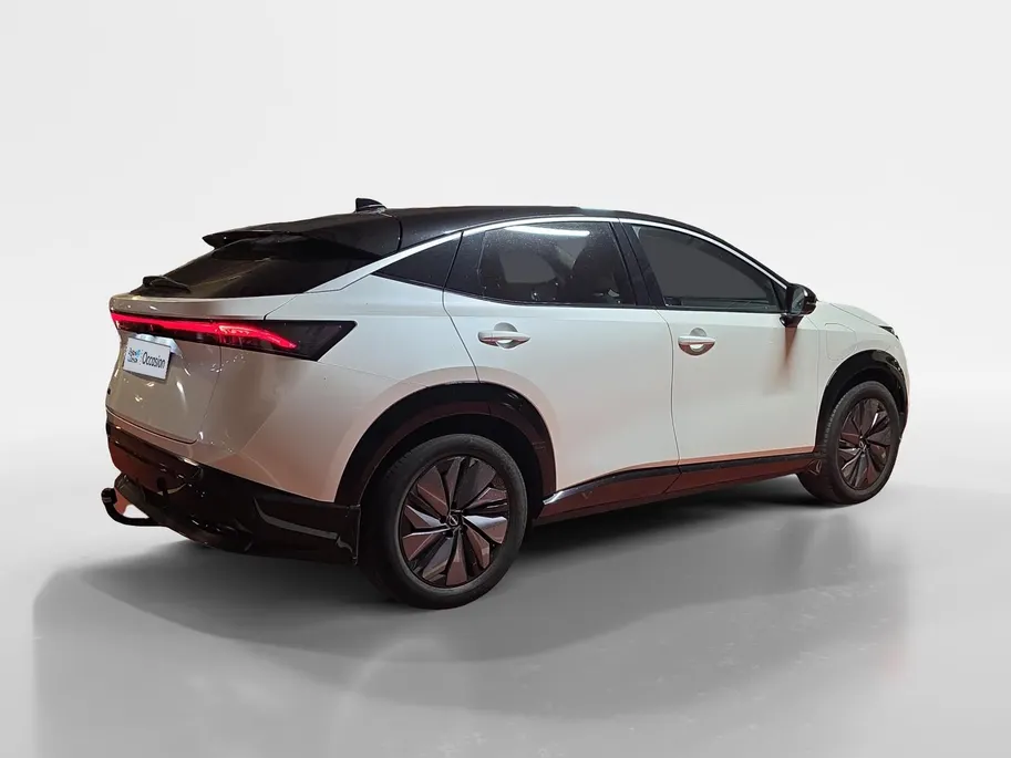 Nissan ARIYA Advance 66 kWh | 100% Elektrisch | 22KW lader | Trekhaak | Panorama dak | Elektrische achterklep | Elektrische stoelen | 360 camera