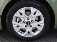 Kia Ceed 1.0 T-GDi DynamicPlusLine | Stuur-/stoelverwarming | Camera | Draadloos laden | LED | Dodehoek detectie | 16' LM |