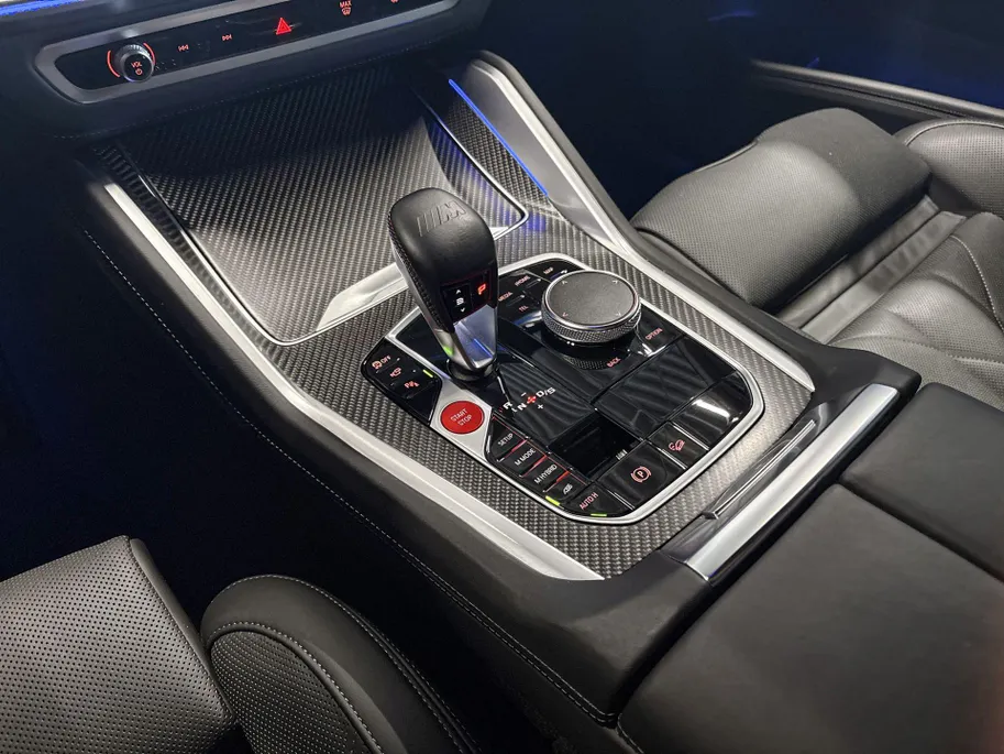 BMW XM PHEV
