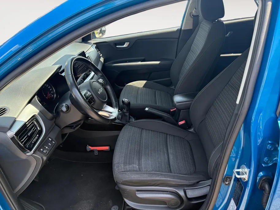 Kia Stonic 1.0 T-GDi MHEV DynamicPlusLine | Cruise Control | Climate Control | Navigatie | Camera | LM Velgen | Parkeersensoren |