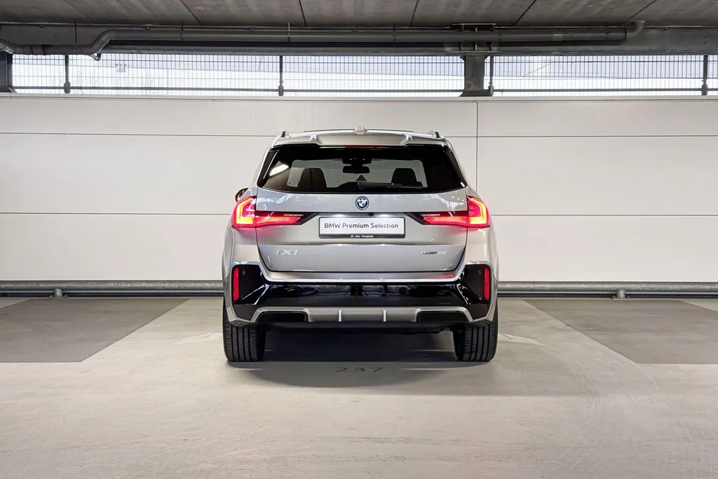 BMW iX1 eDrive20 67 kWh M Sport Edition