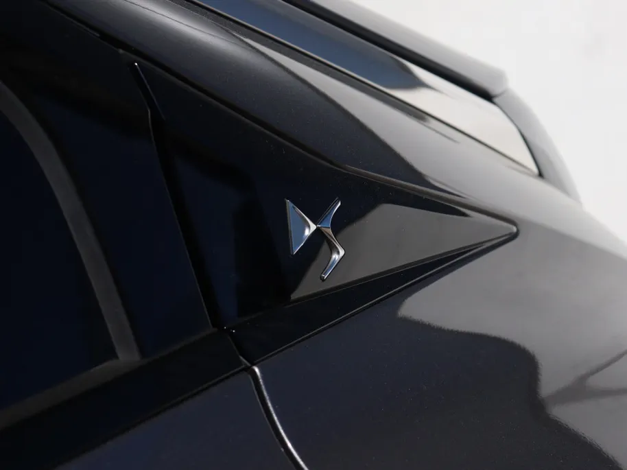 DS DS 4 E-Tense 225 PK Rivoli | Leder | HUD | FOCAL | Winter | 19'