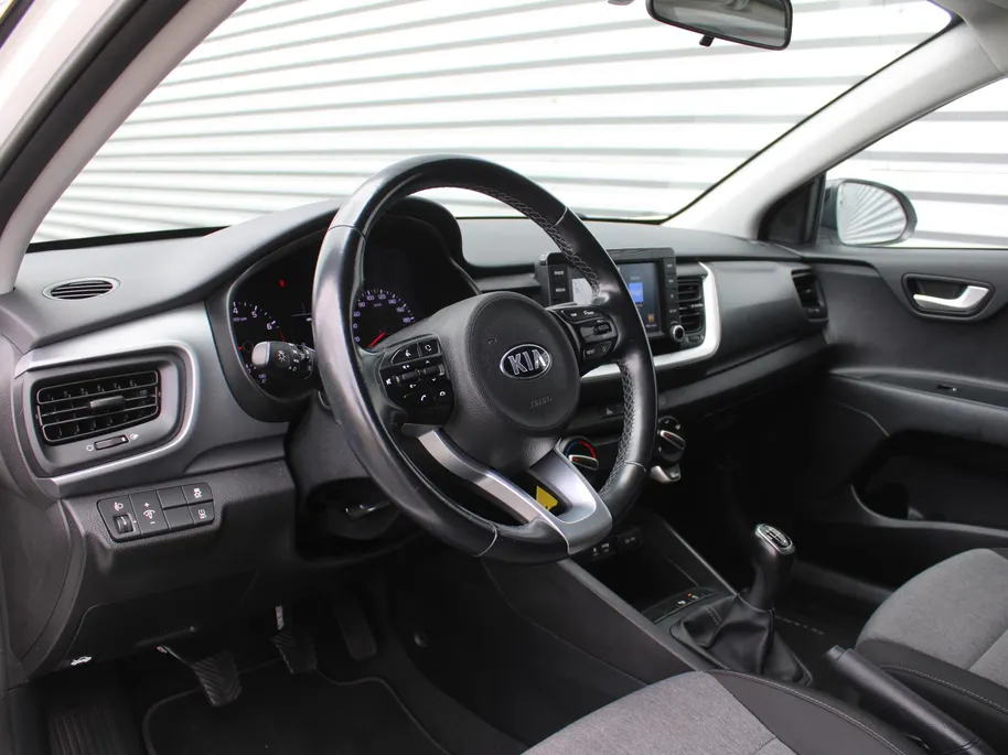 Kia Stonic 1.0 T-GDi DynamicLine | Airco | Navi | Cruise | 17' LM | PDC | Camera |