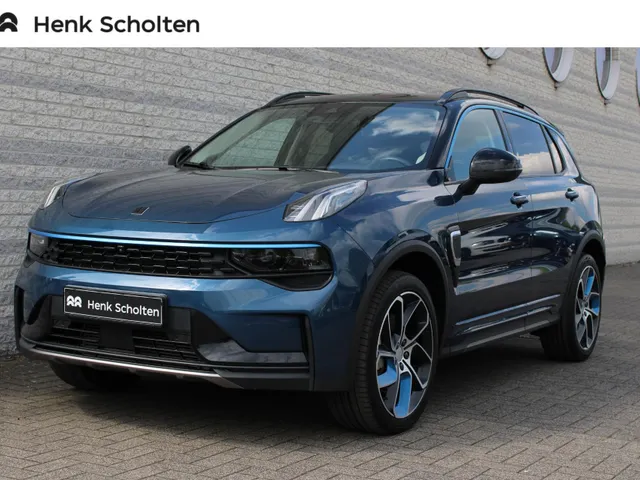 Lynk & Co 01