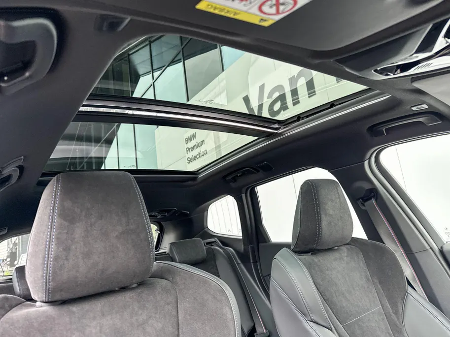 BMW iX1 eDrive20 67 kWh