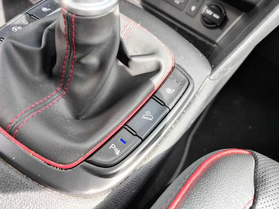 Hyundai Kona 1.0 T-GDI Premium | Unieke uitvoering | Leder | Stoelverwarming | HUD |