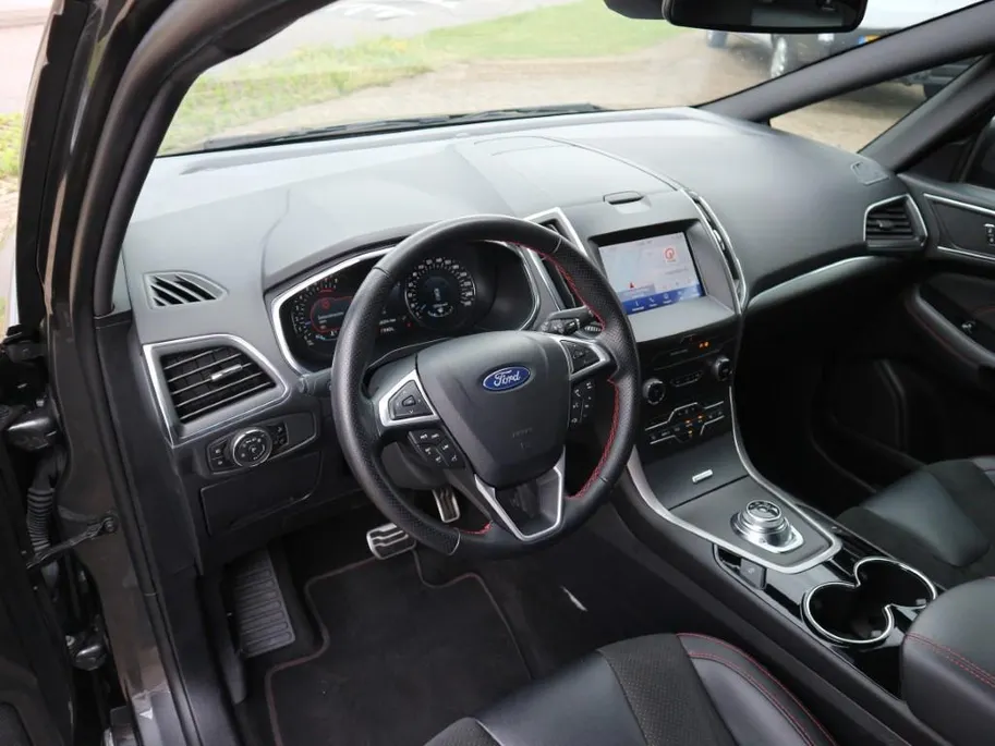 Ford S-Max ST-Line 2.5i Hybrid 190pk 7 Persoons | Elektrisch Verwarmde & Verstelbare Stoelen met Memory Functie | Camera |