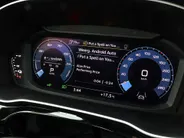 Audi Q3 45 TFSIe 245pk S-tronic Advanced Edition · SOH 92,5% · Camera · Apple/Android Car Play · S line interieur · P-Sensoren · Elek. Achterklep · 18'' Inch · Stoelverwarming ·