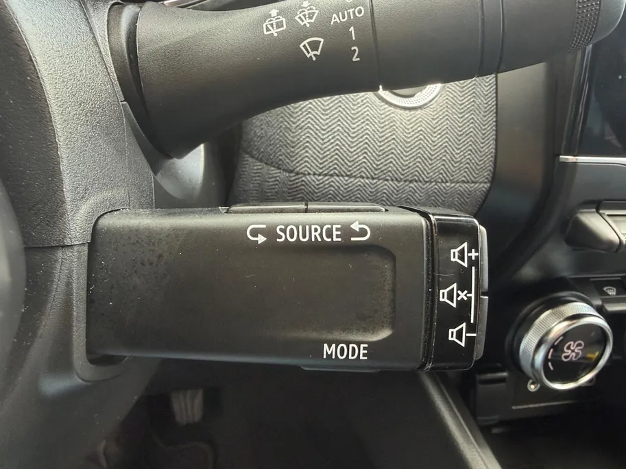 Renault Clio 1.6 E-Tech Full Hybrid 145 techno | Automaat | Apple Carplay & Android Auto | Cruise & Climate Control | Camera | Parkeersensoren | Navigatie | 12 Maanden BOVAG Garantie