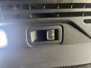 Volkswagen ID.4 Pro Business Advantage 77 kWh 204pk · SOH 95,8% · Inklap. Trekhaak · Warmtepomp · Stuur- & Stoelverwarming · 20'Velgen · ACC · Apple/Android Car Play ·