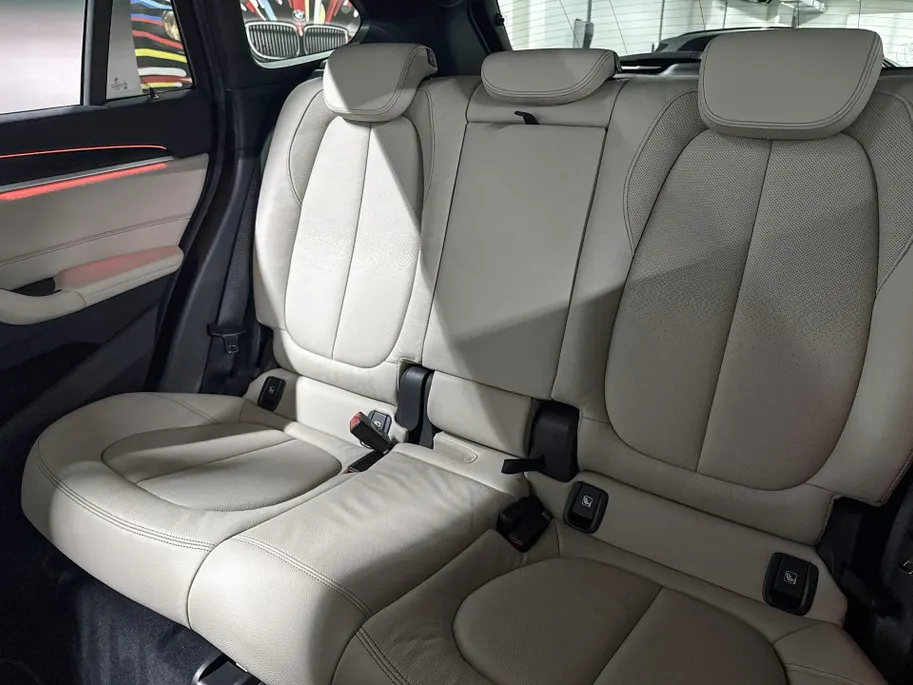 BMW X1 sDrive18i Business Edition Plus