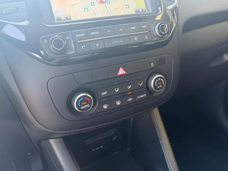 Kia Venga 1.4 CVVT DynamicPLusLine | Cruise control | Navigatie | Airco | Camera | 12 maanden garantie! |