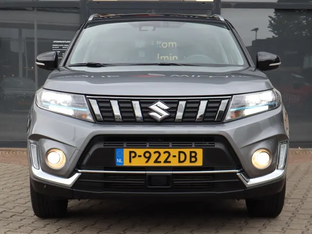 Suzuki Vitara 1.4 BoosterJet Style Hybrid Trekhaak | AdaptiveCruise | Carplay