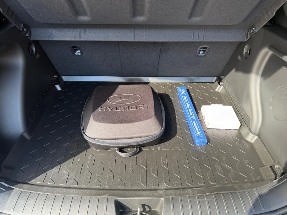 Hyundai Kona Electric N Line Business 64.8 kWh | Demo | Stoelverwarming | Navigatie | Apple CarPlay & Android Auto | 510 km rijbereik |