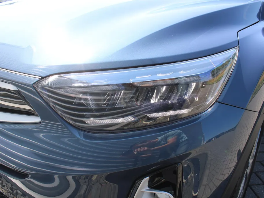 Kia Stonic 1.0 T-GDi MHEV DynamicPlusLine | Stuur-/stoelverwarming | Camera | Cruise adapt. | Clima | LED | Navi | 16' LM | Automaat |