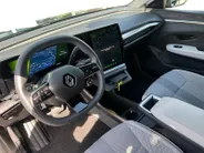 Renault Scénic E-Tech EV87 long range iconic | Dode Hoek Detectie | Harman Kardon | Stoel & Stuurverwarming | Automatische Kofferbak | Apple Carplay & Android Auto | Dodehoek Detectie | 12 Maanden BOVAG Garantie