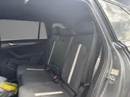 Škoda Kodiaq Sportline Business 1.5 TSI PHEV 150 kW / 204 PK SU V | Metallic Lak | Trekhaak wegklapbaar | 19'' Lichtmetalen Velgen | 4000,- inruilpremie!!