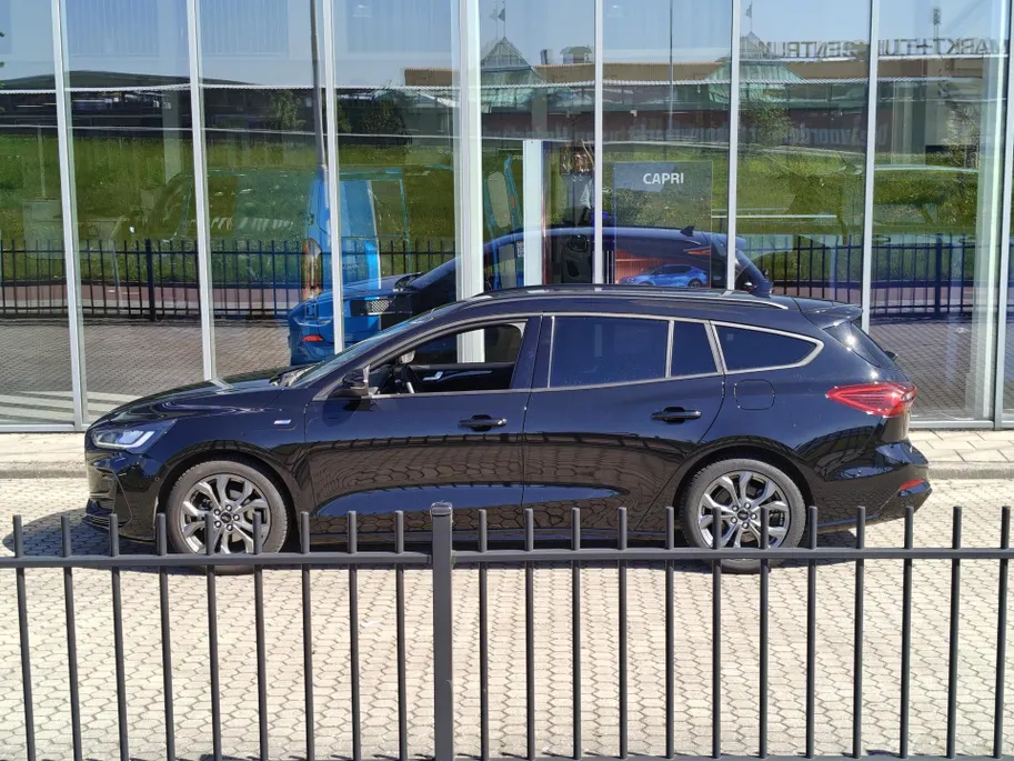 Ford Focus Wagon 1.0 EcoBoost Hybrid ST Line | Groot scherm | Winter Pack