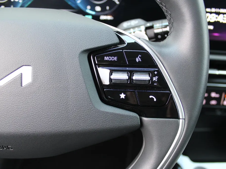 Kia Niro 1.6 GDi Hybrid DynamicLine | Camera | Cruise adapt. | Clima | 16' LM | Navi | Keyless | Apple Carplay/Android Auto |