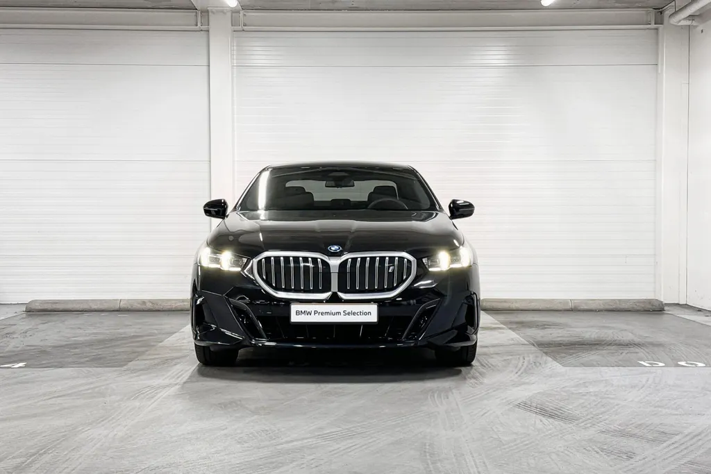 BMW i5 Sedan eDrive40