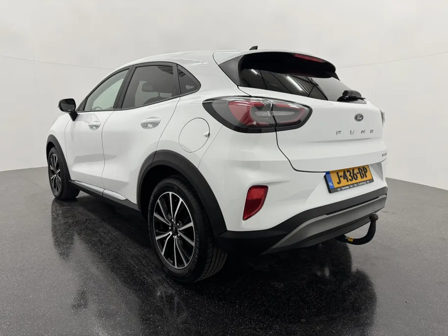 Ford Puma 1.0 EcoBoost 125PK Hybrid Titanium | Voorstoel massage | Trekhaak | Winterpack | Grootlicht assistent |